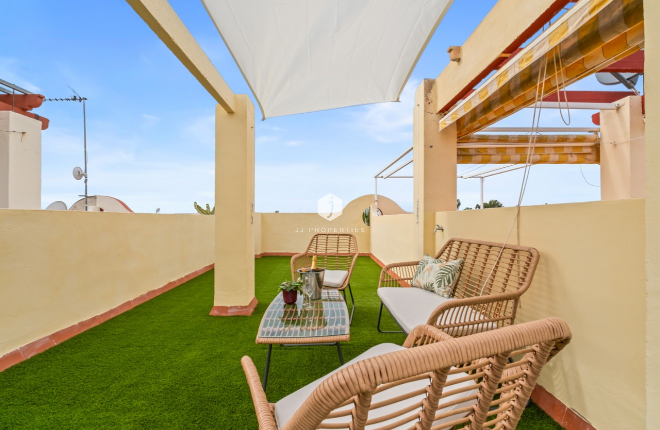 D'occasion - Chalet -
Playa Flamenca - Costa Blanca