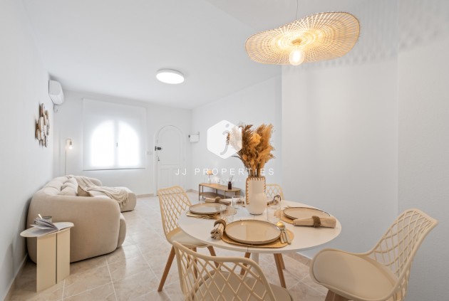 D'occasion - Chalet -
Playa Flamenca - Costa Blanca