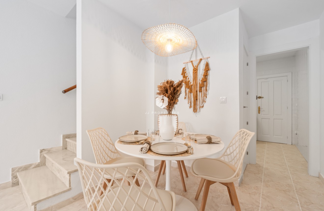 D'occasion - Chalet -
Playa Flamenca - Costa Blanca