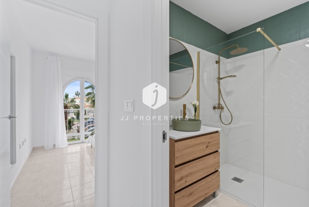 D'occasion - Chalet -
Playa Flamenca - Costa Blanca