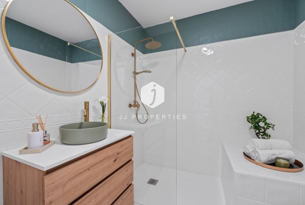 D'occasion - Chalet -
Playa Flamenca - Costa Blanca