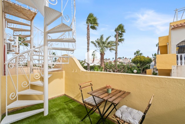 D'occasion - Chalet -
Playa Flamenca - Costa Blanca