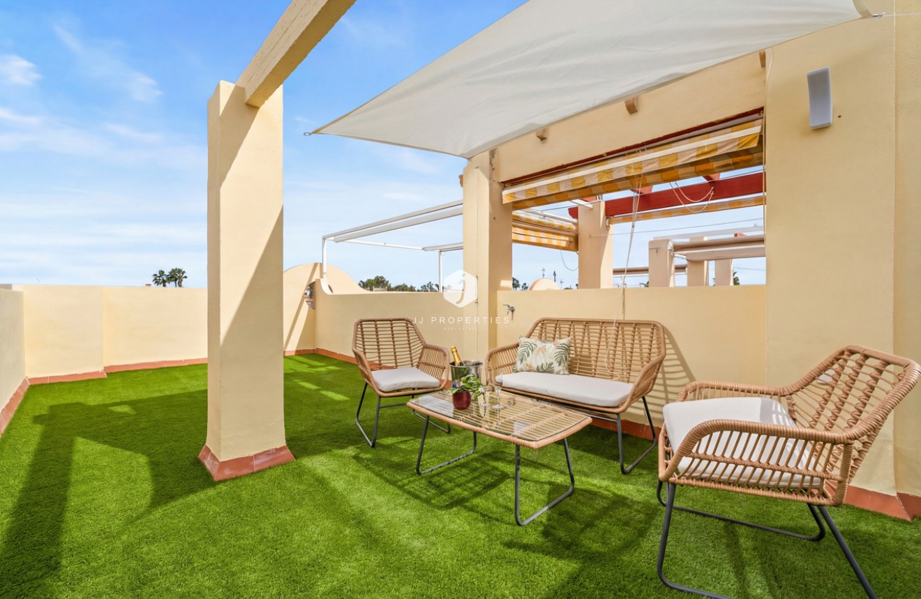 D'occasion - Chalet -
Playa Flamenca - Costa Blanca