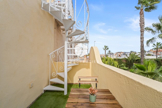 D'occasion - Chalet -
Playa Flamenca - Costa Blanca