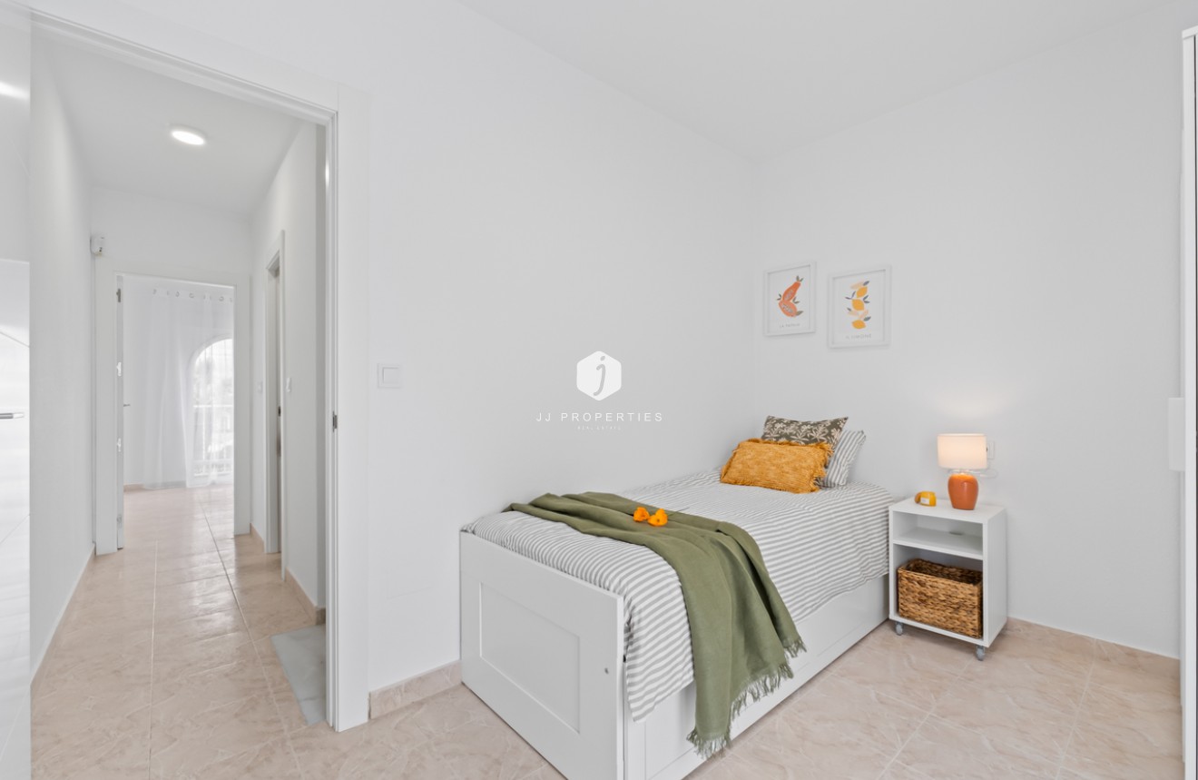 D'occasion - Chalet -
Playa Flamenca - Costa Blanca