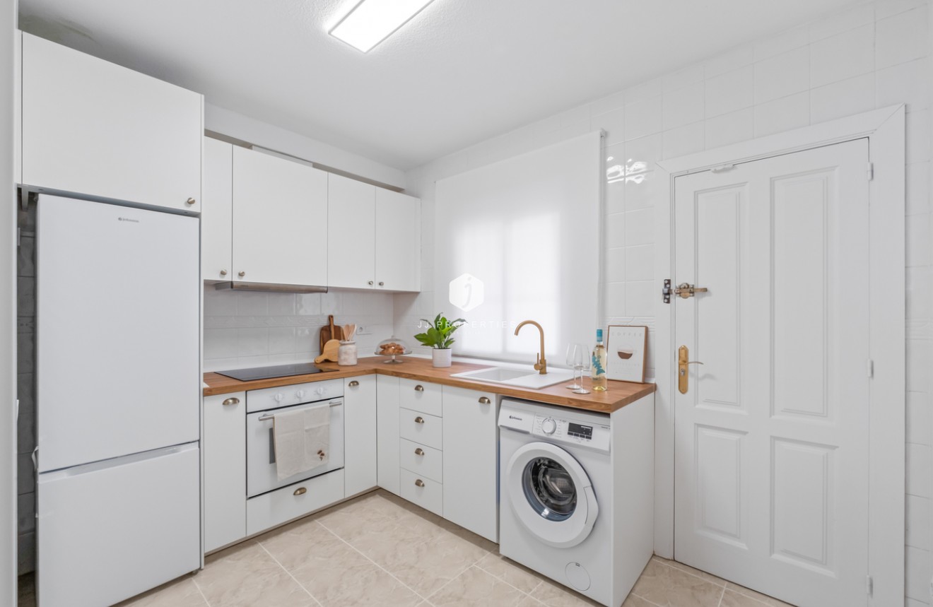 D'occasion - Chalet -
Playa Flamenca - Costa Blanca