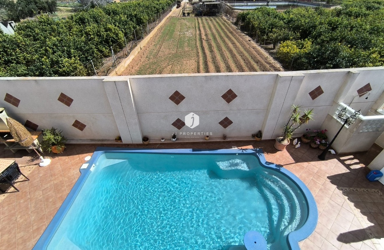 Resale - Villa -
El Raso - Costa Blanca