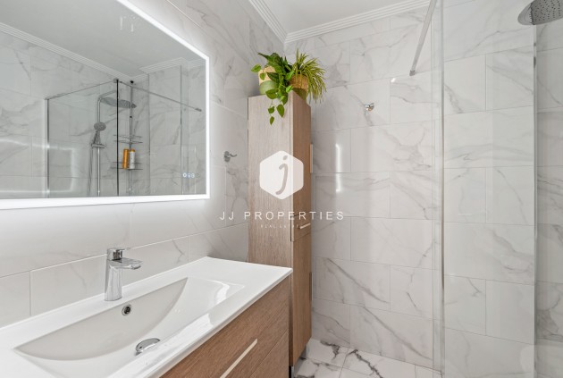 Segunda mano - Apartamento / piso -
Torrevieja - Costa Blanca