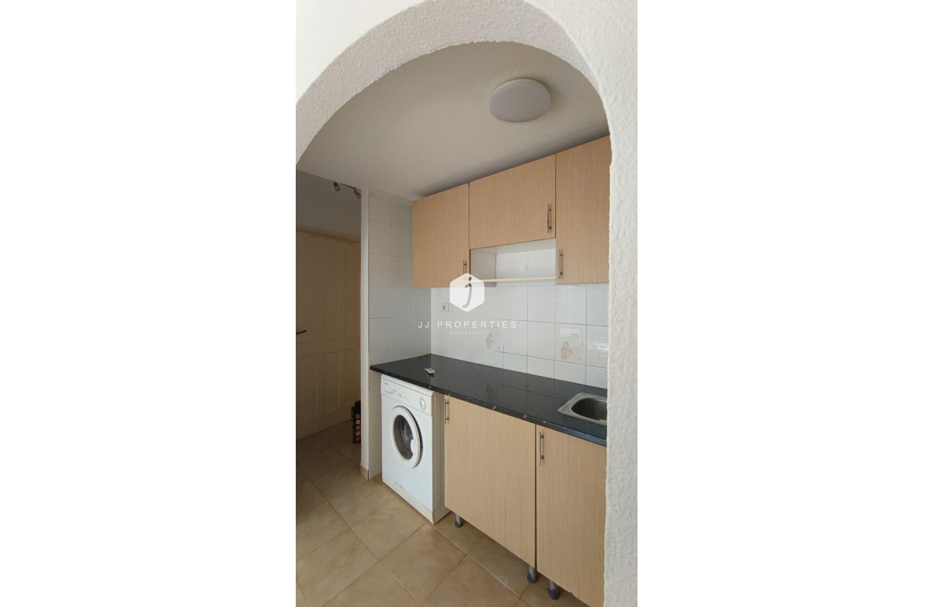 Segunda mano - Chalet -
Torrevieja - Los Balcones