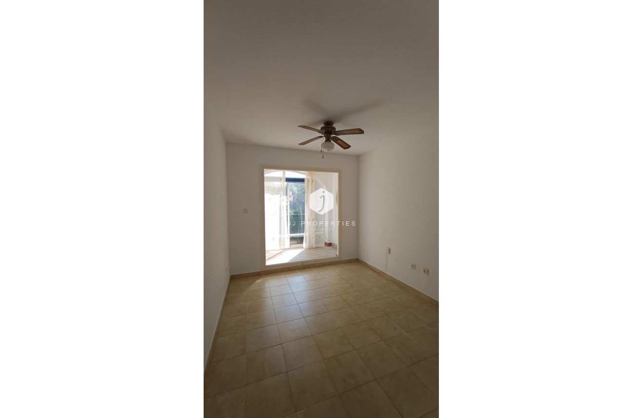 Segunda mano - Chalet -
Torrevieja - Los Balcones