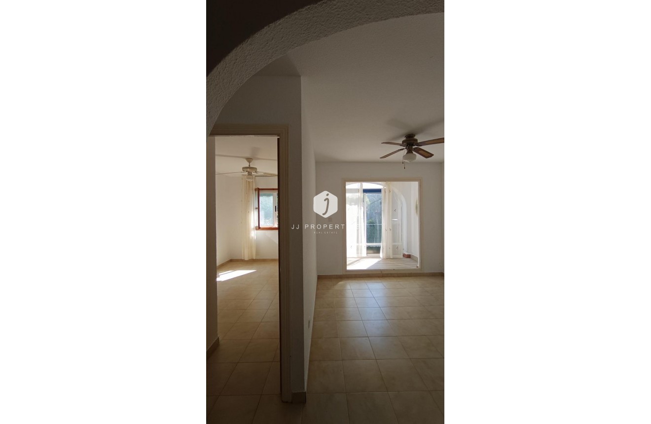 Segunda mano - Chalet -
Torrevieja - Los Balcones