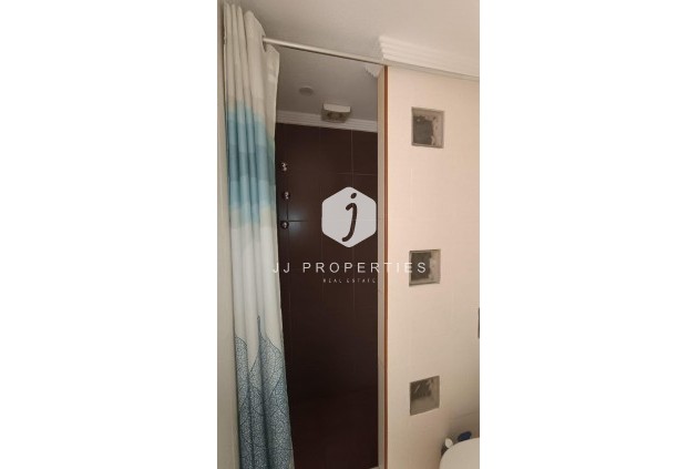 Segunda mano - Chalet -
Torrevieja - Los Balcones