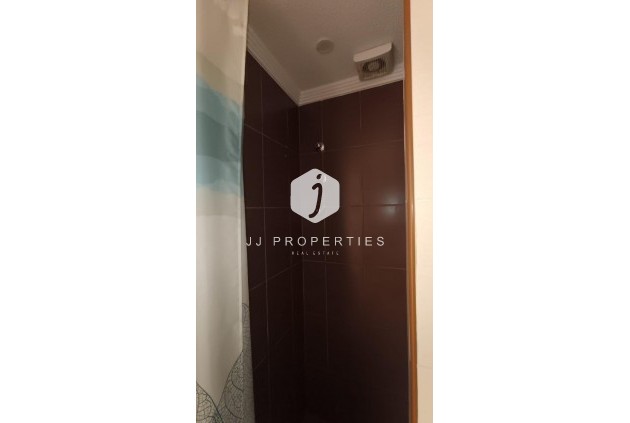 Segunda mano - Chalet -
Torrevieja - Los Balcones