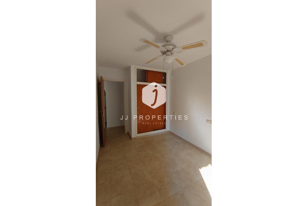 Segunda mano - Chalet -
Torrevieja - Los Balcones