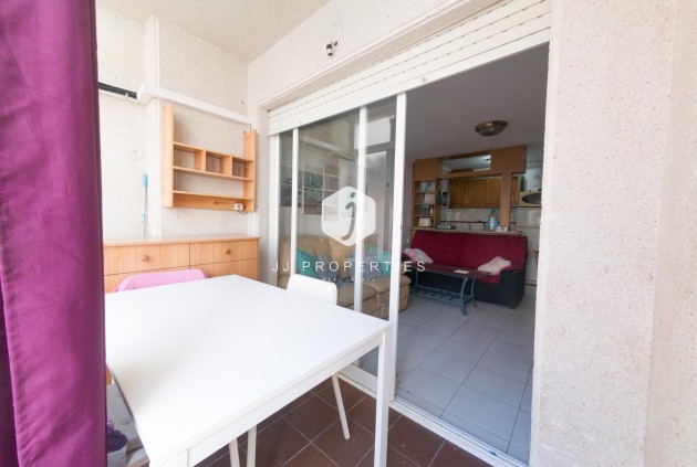 Resale - Apartment / flat -
Torrevieja - Playa del Cura