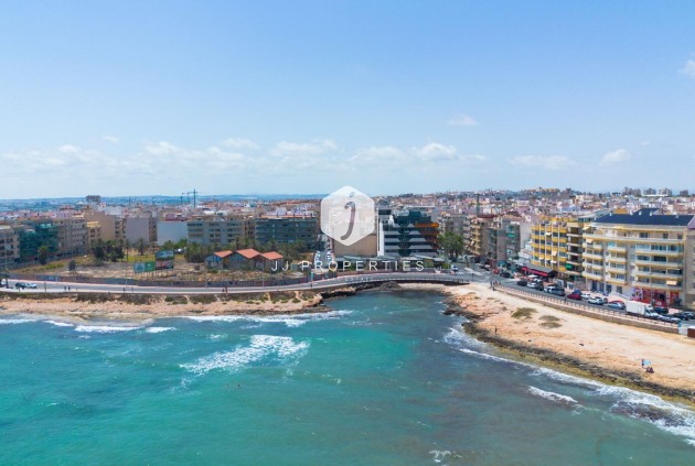 Resale - Apartment / flat -
Torrevieja - Playa del Cura