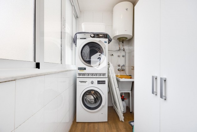 Tweedehands - Appartement / flat -
Torrevieja - Centro