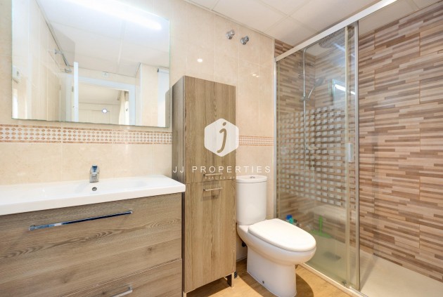 Tweedehands - Appartement / flat -
Torrevieja - Centro