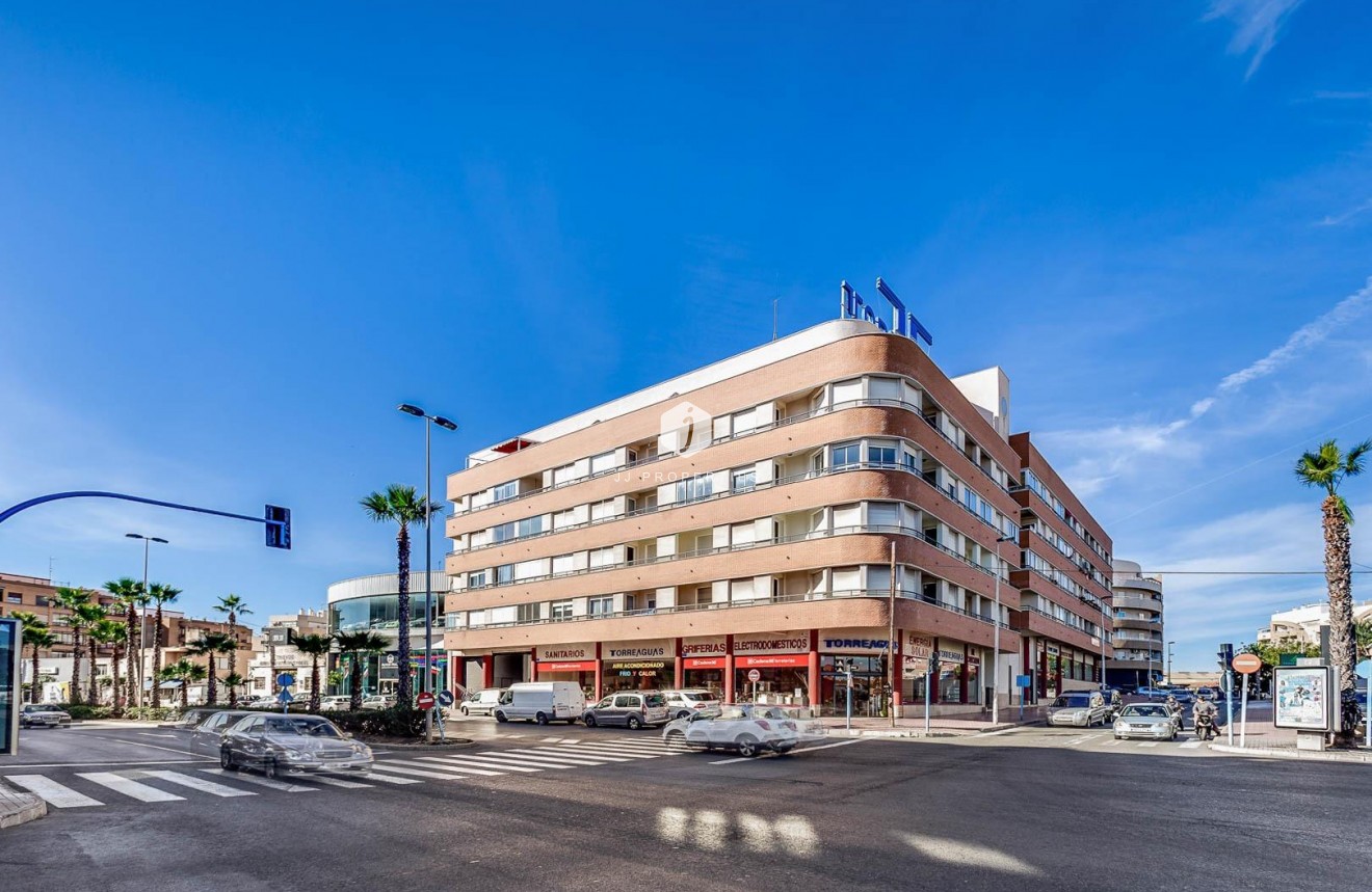 Tweedehands - Appartement / flat -
Torrevieja - Centro
