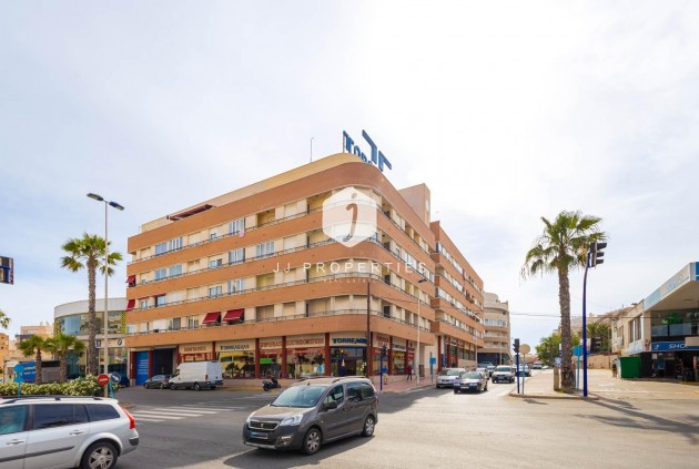Tweedehands - Appartement / flat -
Torrevieja - Centro