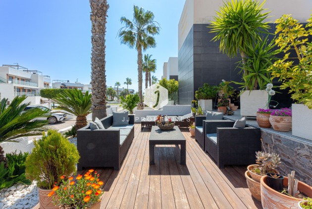 Tweedehands - Villa -
Orihuela Costa - Costa Blanca