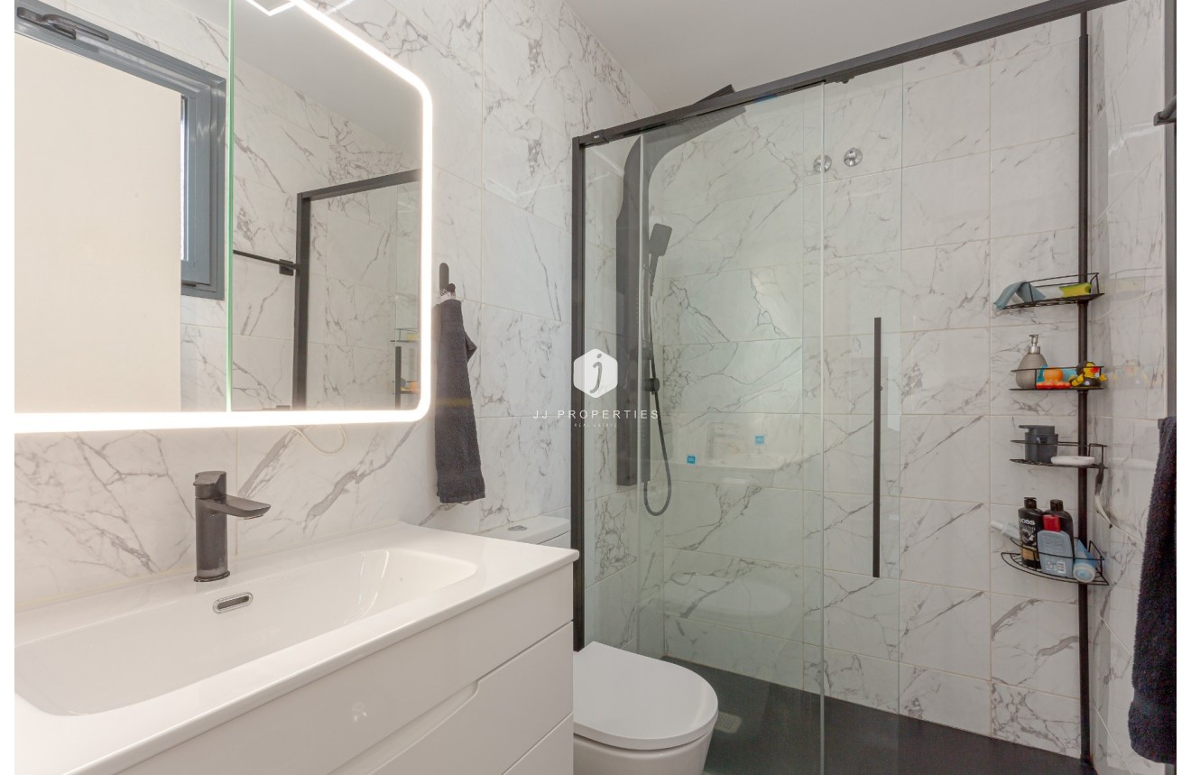 Tweedehands - Villa -
Orihuela Costa - Costa Blanca