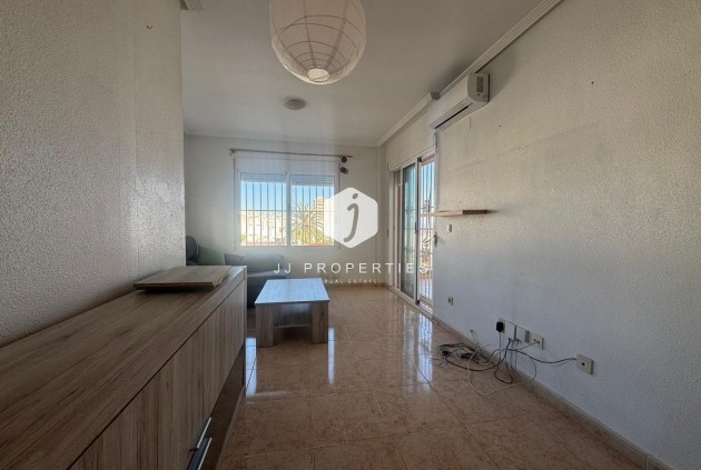 Z drugiej ręki - Mieszkanie w bloku -
Torrevieja - Costa Blanca