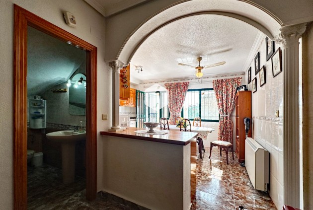 Resale - Chalet -
Orihuela Costa - Costa Blanca