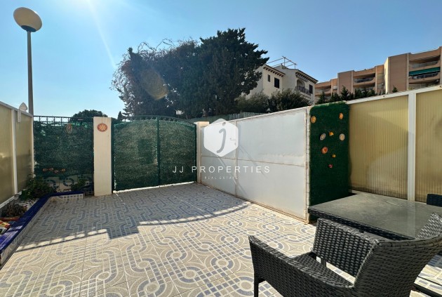 Resale - Chalet -
Orihuela Costa - Costa Blanca