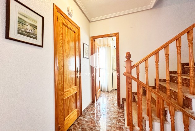 Resale - Chalet -
Orihuela Costa - Costa Blanca