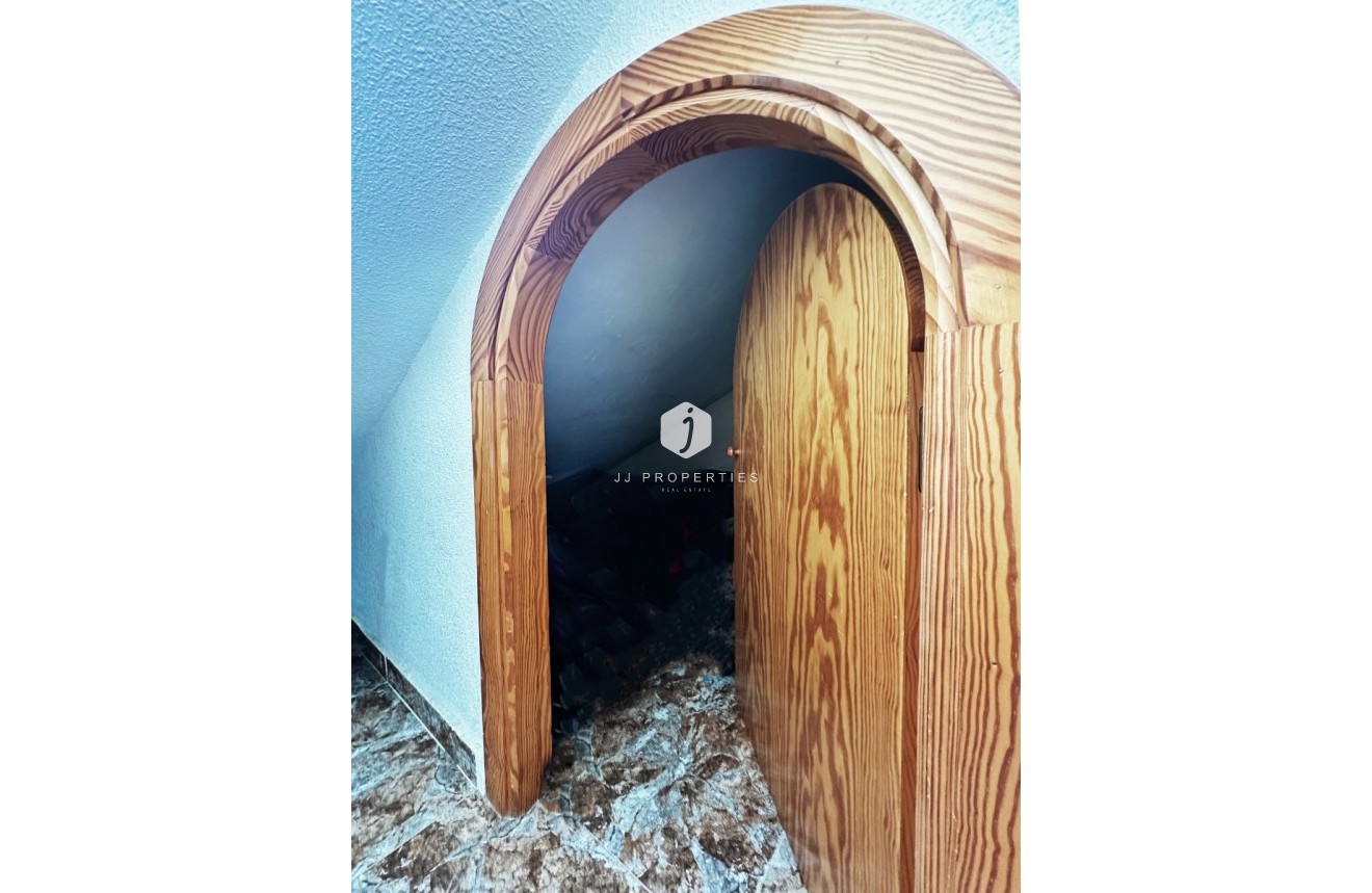 Resale - Chalet -
Orihuela Costa - Costa Blanca