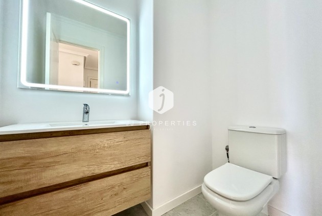 Resale - Apartment / flat -
Campoamor - Costa Blanca