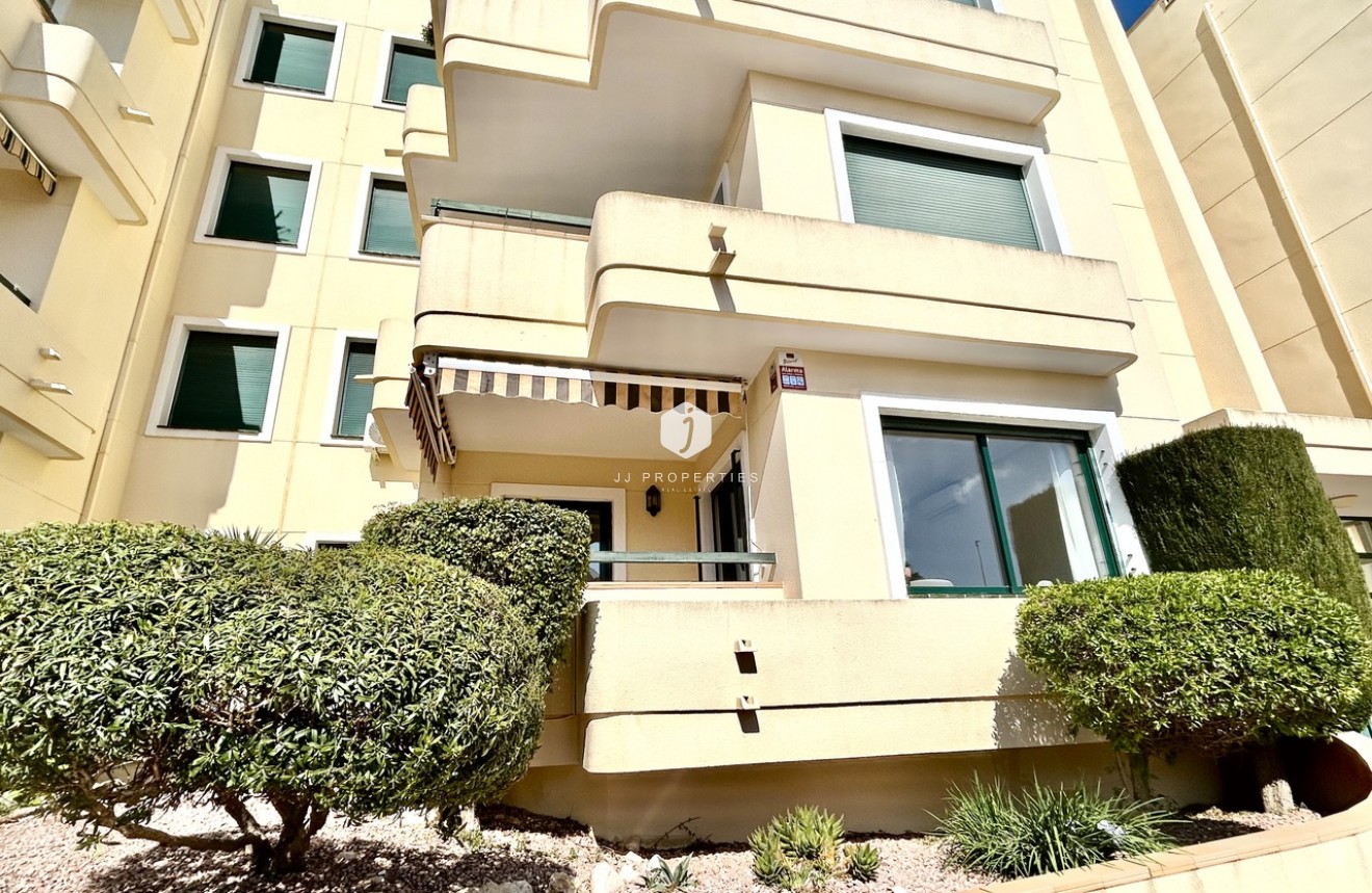 Resale - Apartment / flat -
Campoamor - Costa Blanca