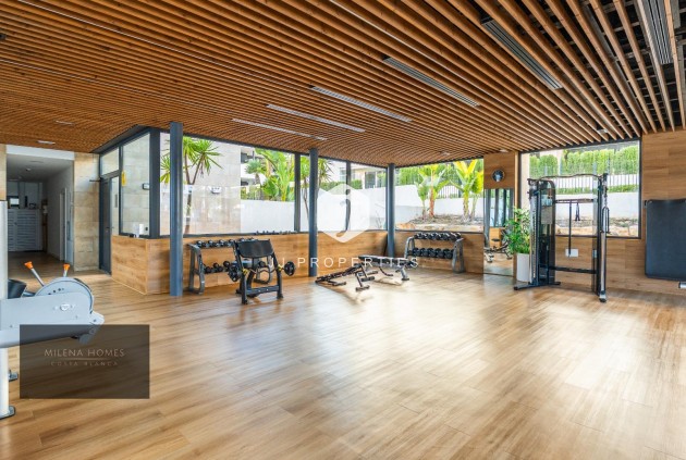 Z drugiej ręki - Mieszkanie w bloku -
Orihuela Costa - La Zenia