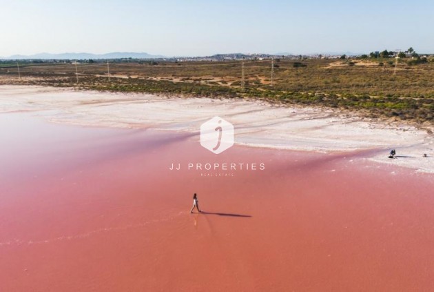Obra nueva - Ático -
Torrevieja - Playa de los Locos