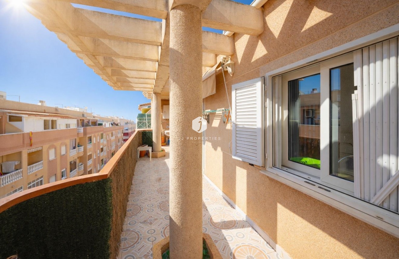 Tweedehands - Appartement / flat -
Torrevieja - Costa Blanca