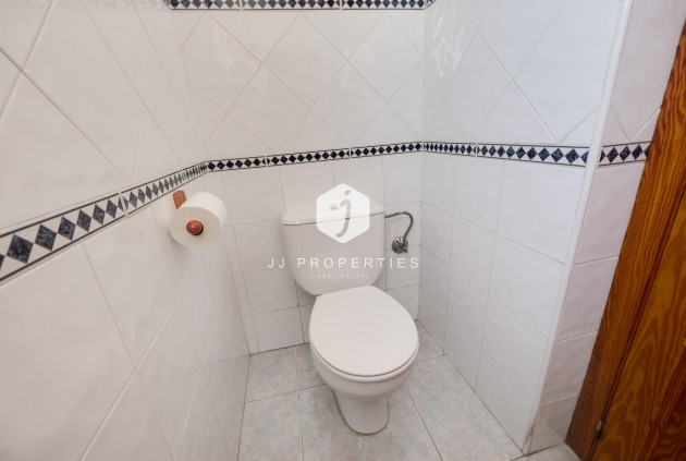 Tweedehands - Appartement / flat -
Torrevieja - Costa Blanca