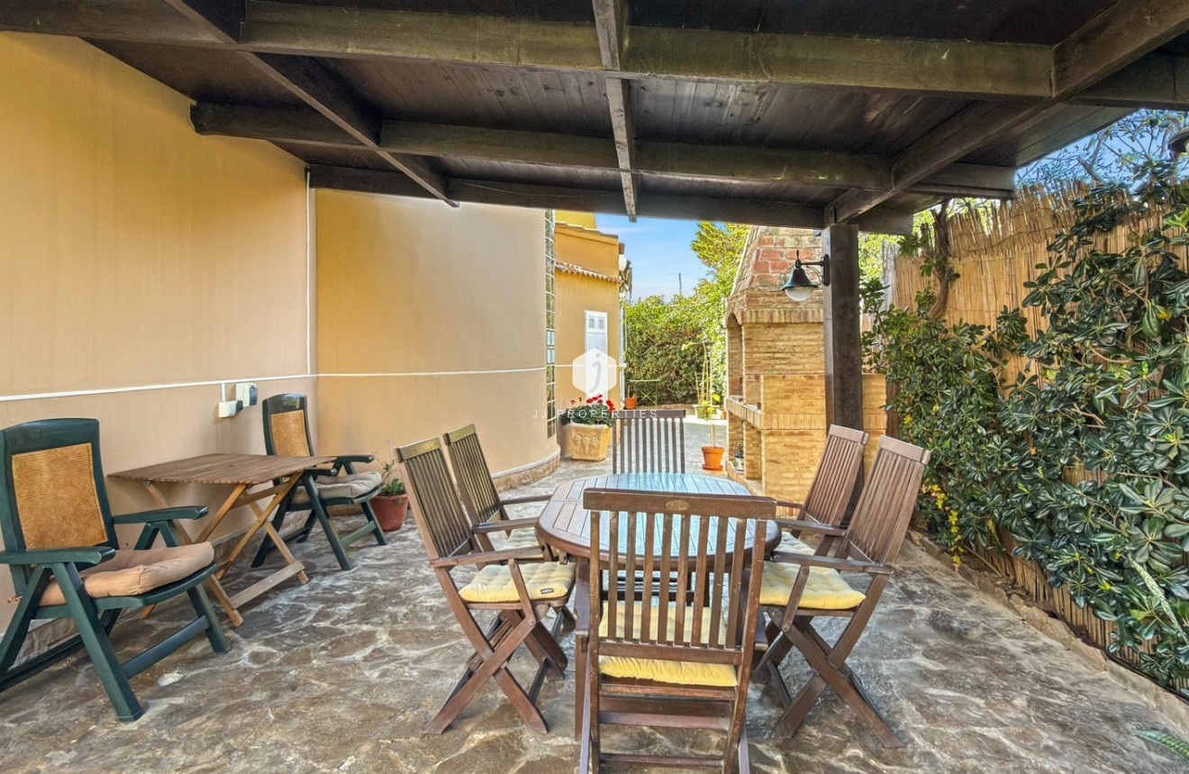 Z drugiej ręki - Villa -
Torrevieja - Costa Blanca