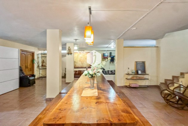 Z drugiej ręki - Villa -
Torrevieja - Costa Blanca