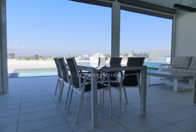 Resale - Villa -
Benijofar - Costa Blanca