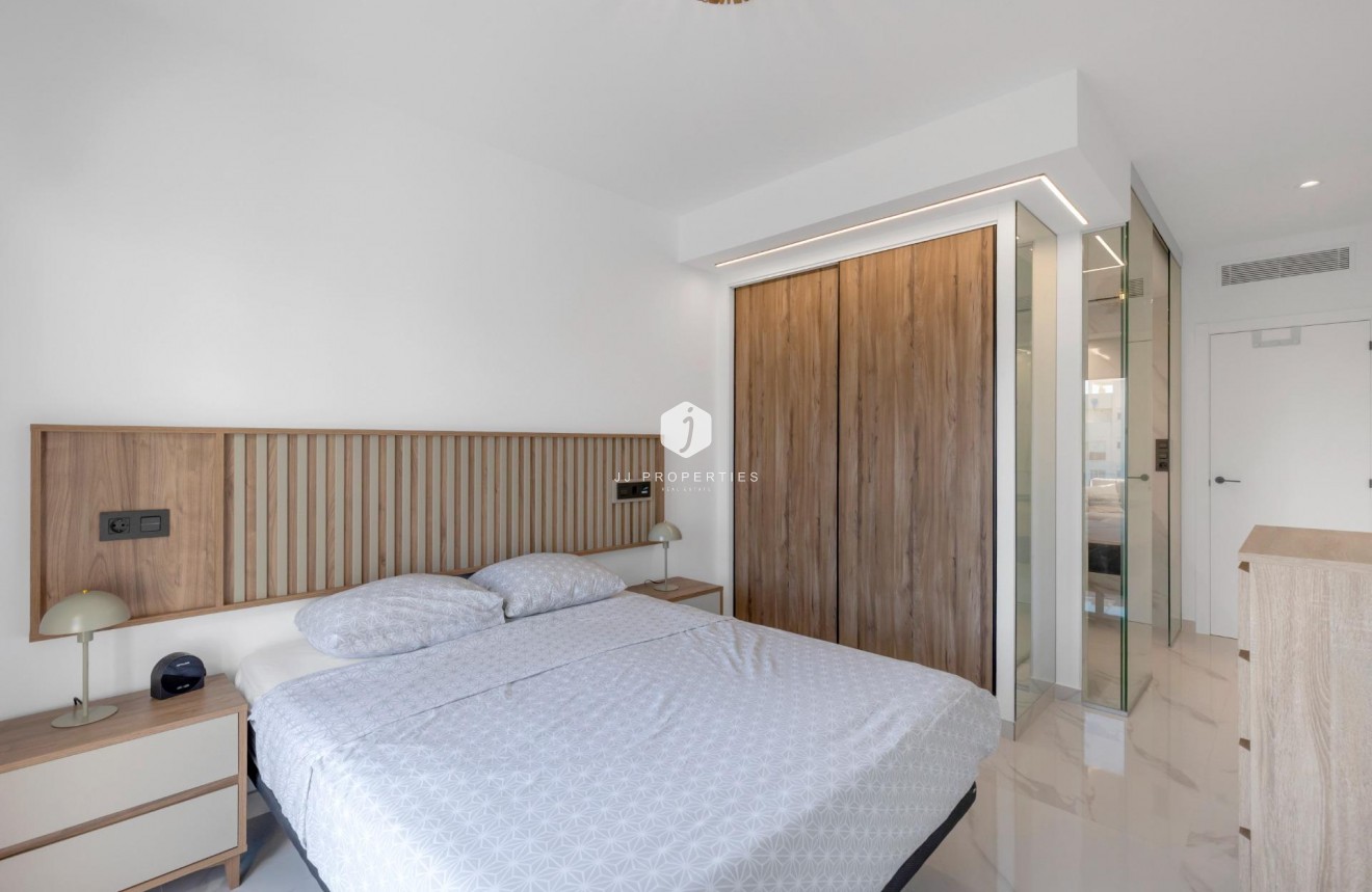Resale - Apartment / flat -
Guardamar del Segura - El Raso