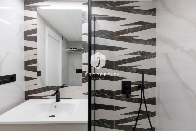 Resale - Apartment / flat -
Guardamar del Segura - El Raso