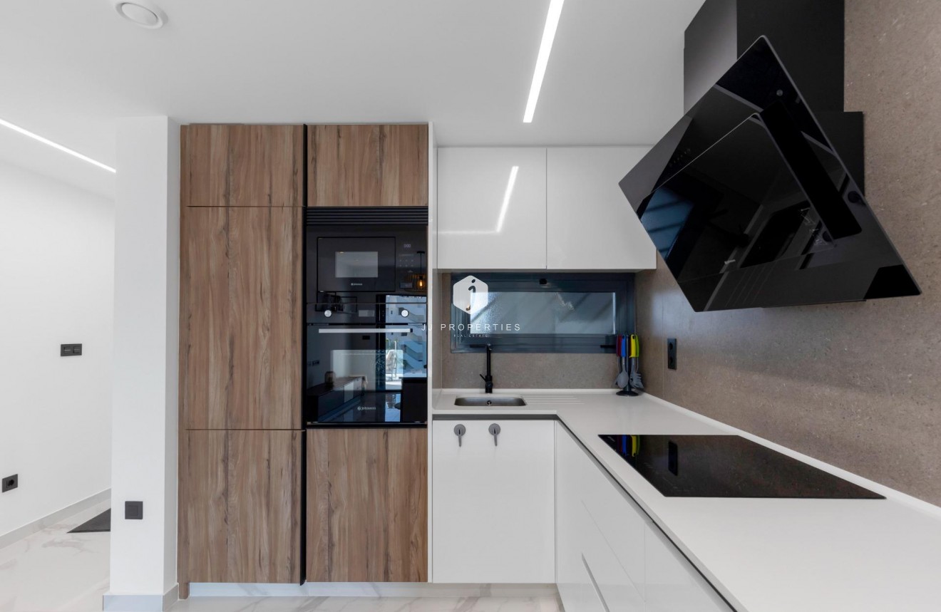 Resale - Apartment / flat -
Guardamar del Segura - El Raso