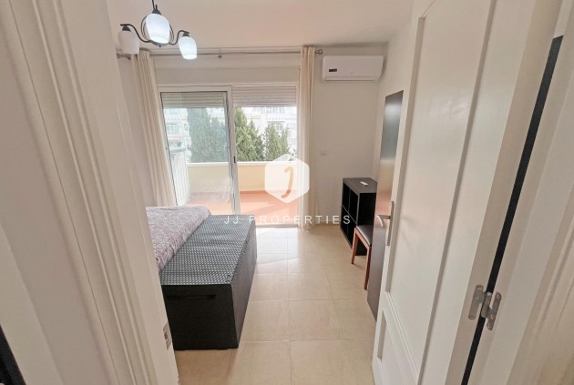 Resale - Duplex -
San Miguel de Salinas - Las Filipinas