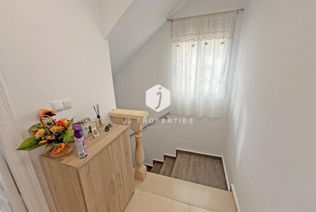 Resale - Duplex -
San Miguel de Salinas - Las Filipinas