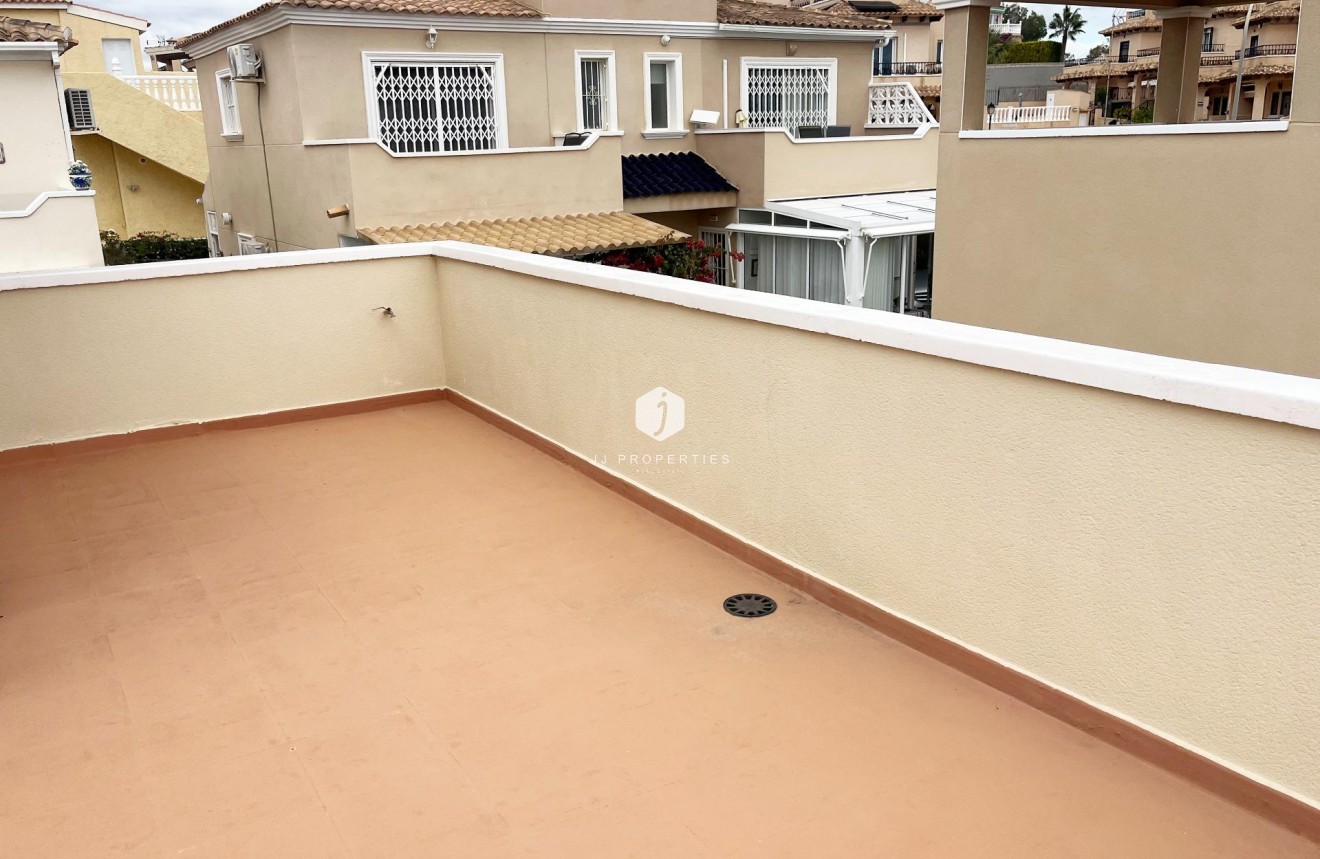 Resale - Duplex -
San Miguel de Salinas - Las Filipinas