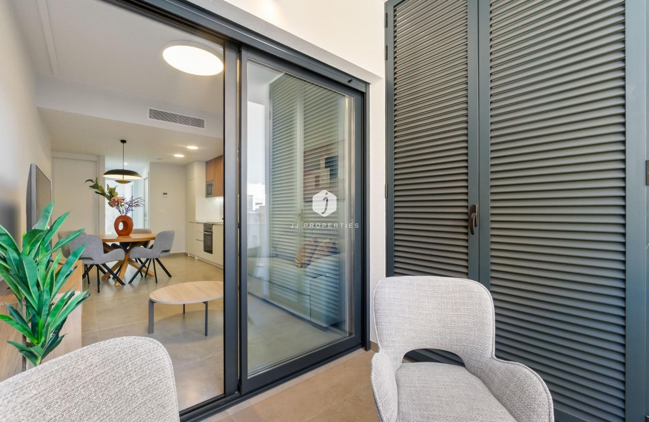 Resale - Apartment / flat -
Torrevieja - Playa del Cura