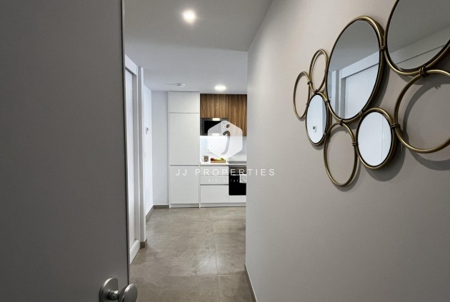 Resale - Apartment / flat -
Torrevieja - Playa del Cura