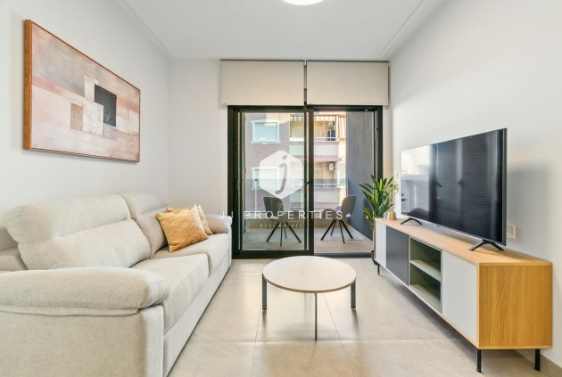 Resale - Apartment / flat -
Torrevieja - Playa del Cura