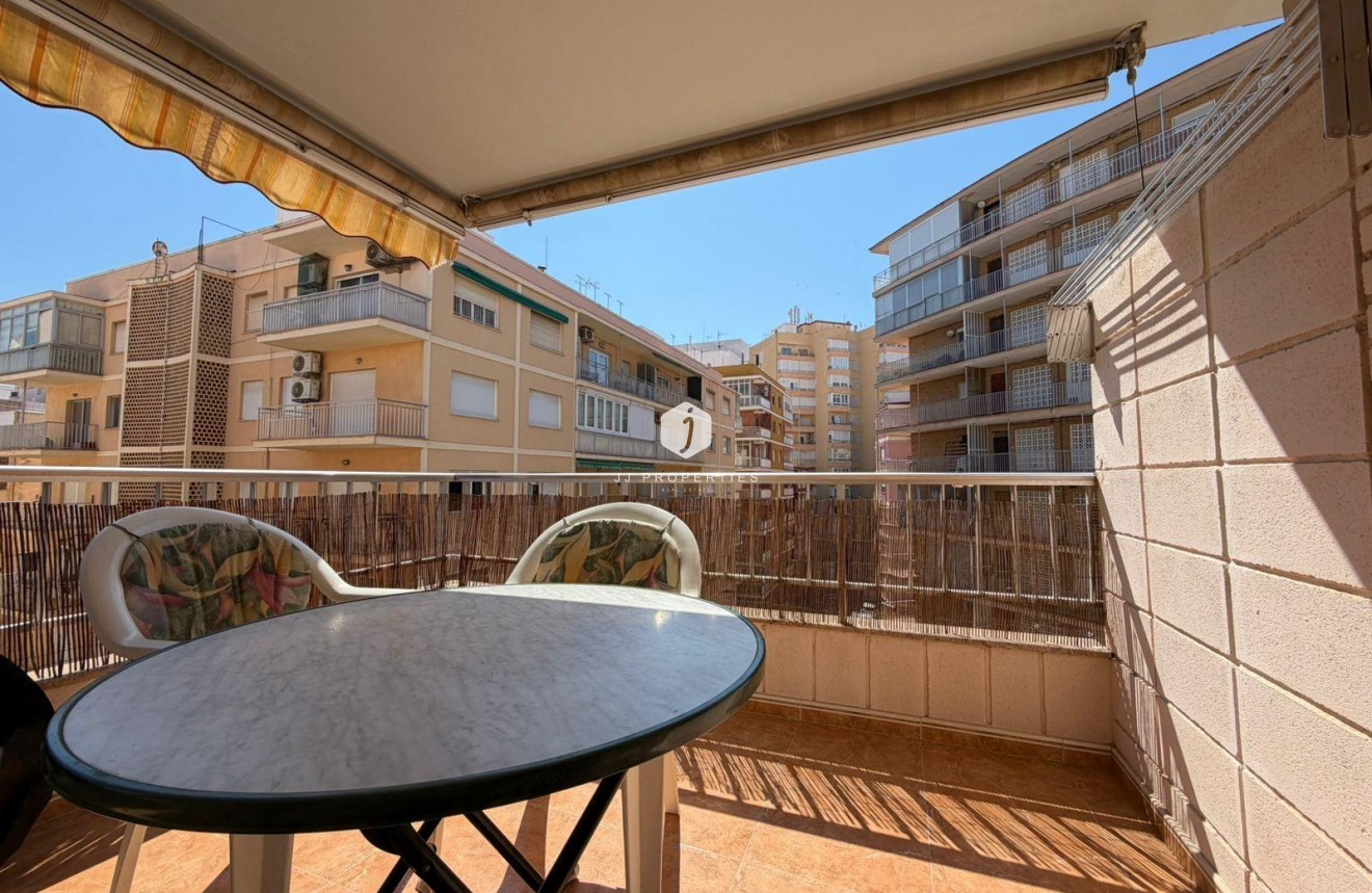 Segunda mano - Apartamento / piso -
Torrevieja - Playa del Cura